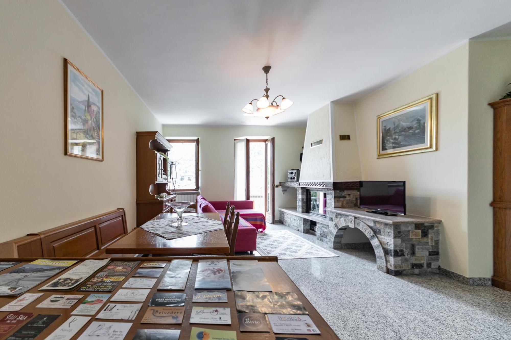 Appartamento Vista Grigna, Natura,Sport E Relax Primaluna Exterior photo